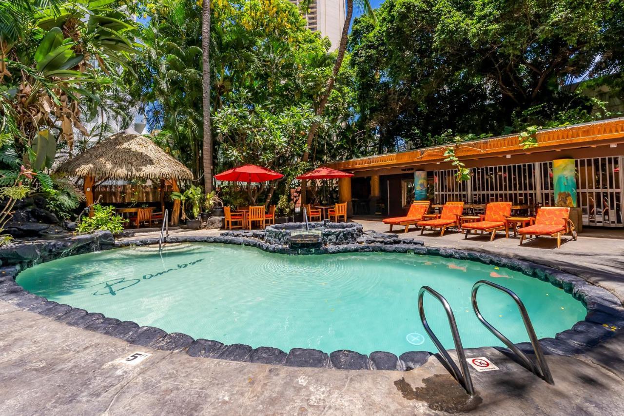 The Bamboo Oasis At Bamboo Waikiki #307 Daire Honolulu Dış mekan fotoğraf