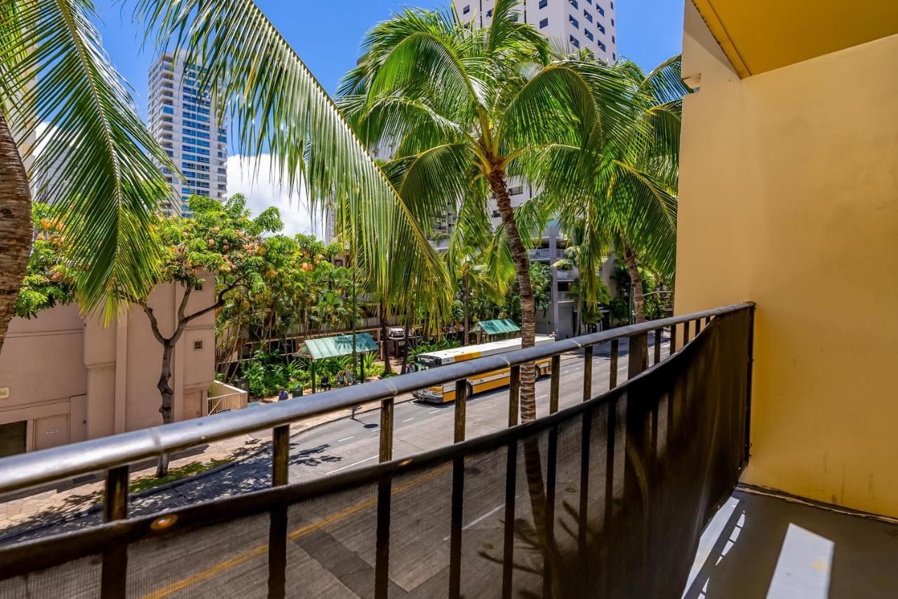 The Bamboo Oasis At Bamboo Waikiki #307 Daire Honolulu Dış mekan fotoğraf